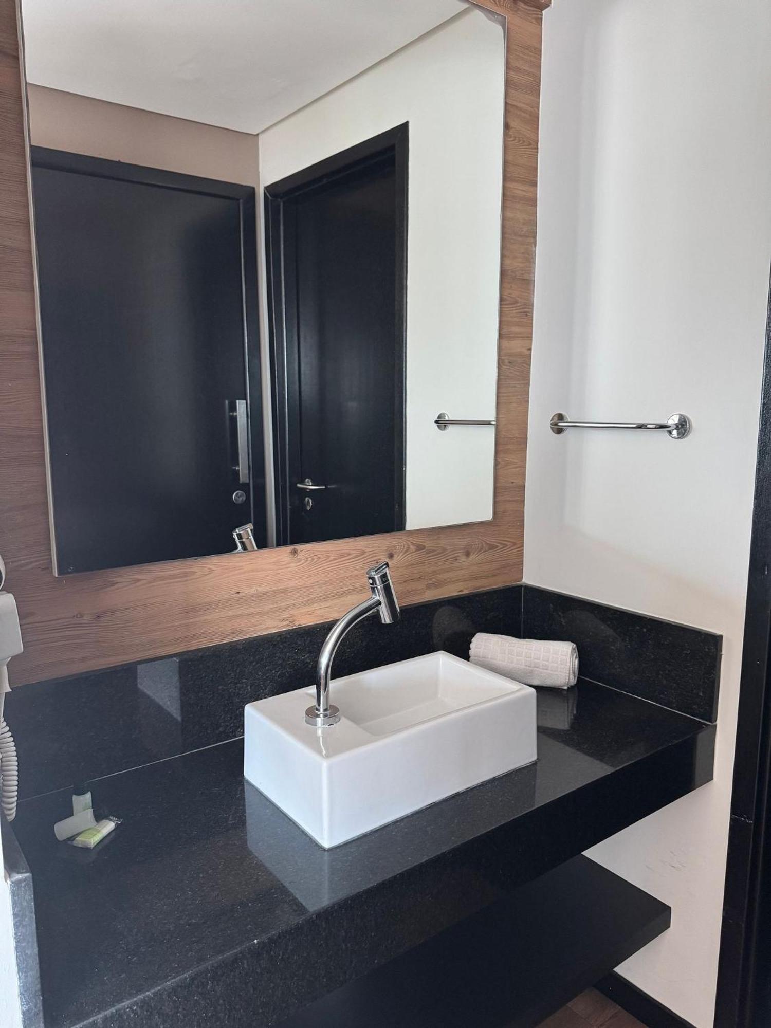 Flats No Pontes Em Boa Viagem 350m Da Casa de férias *